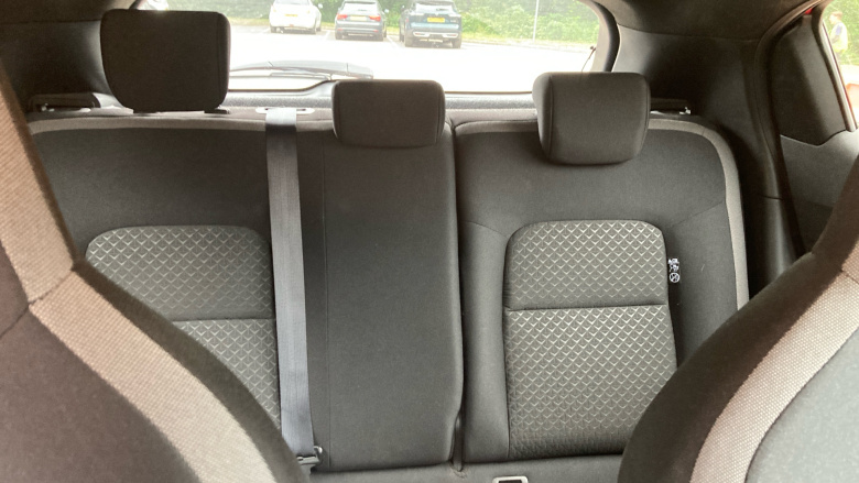 Nissan Juke 1.0 DiG-T 114 N-Connecta 5dr Petrol Hatchback